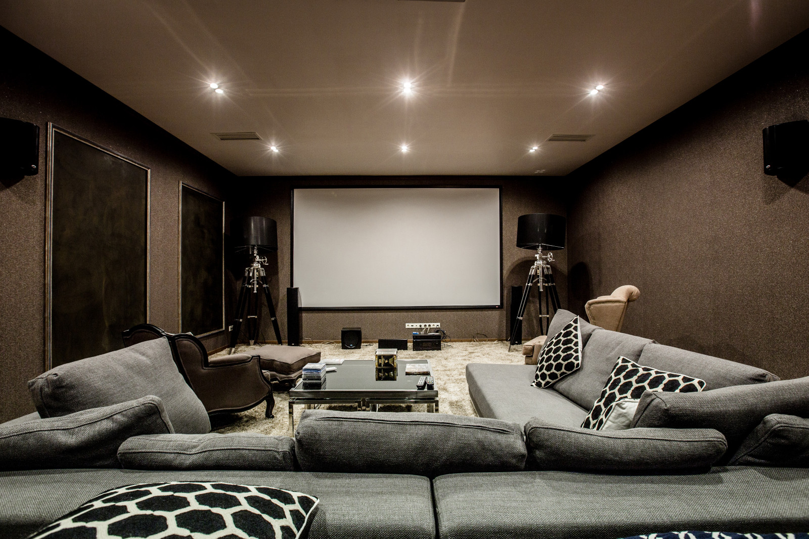 РЕЗИДЕНЦИЯ "ЛАЗУРНЫЙ БЕРЕГ"