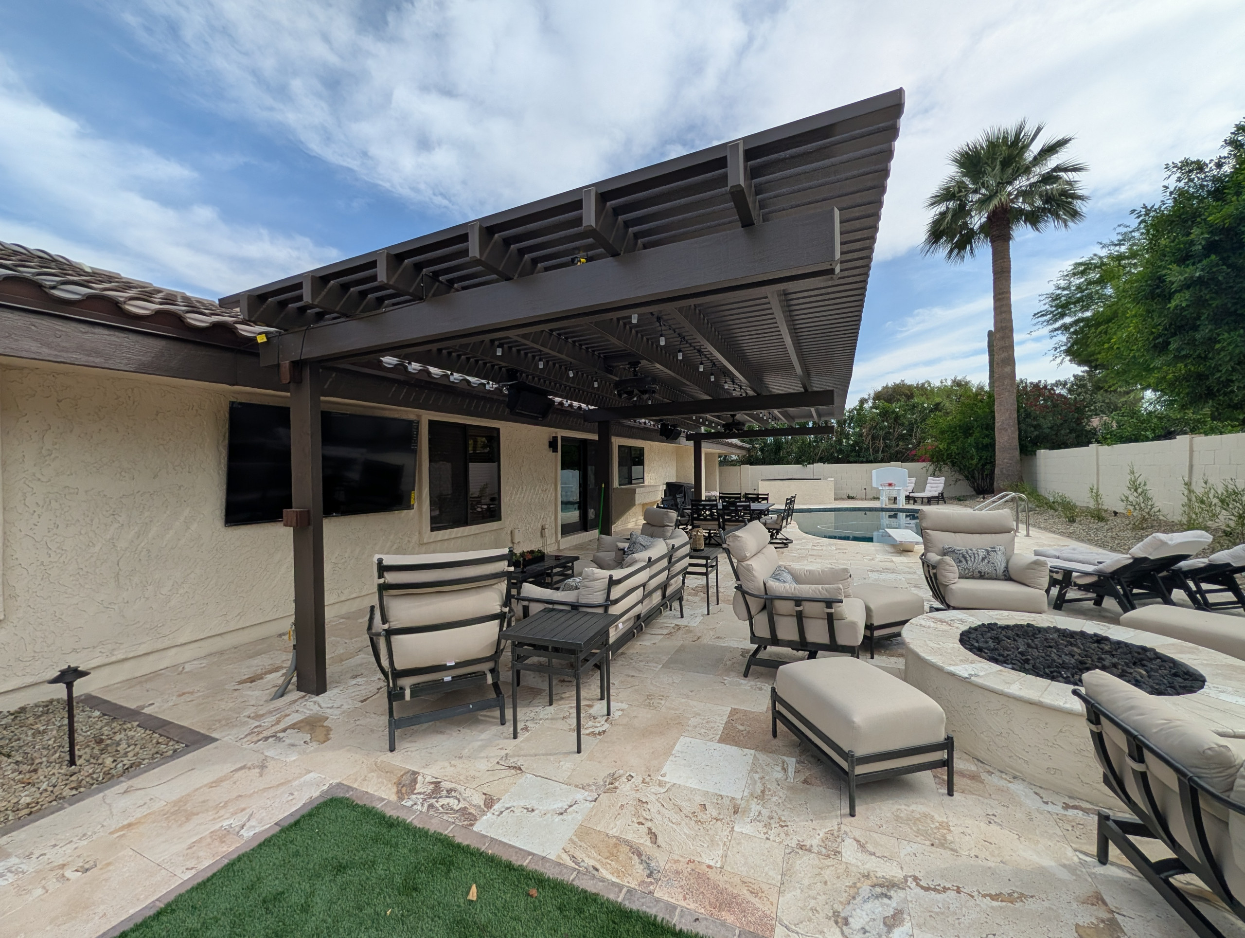 Private Residence 85