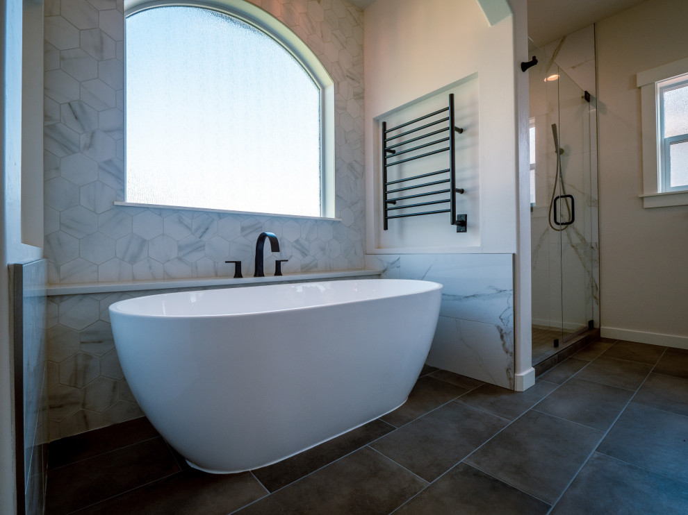 Bathroom - rustic bathroom idea