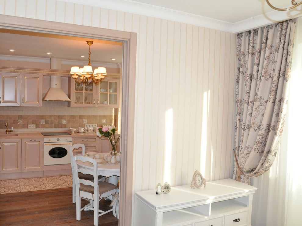 Уютная квартира с французским шармом на ул. Ак. Виноградова