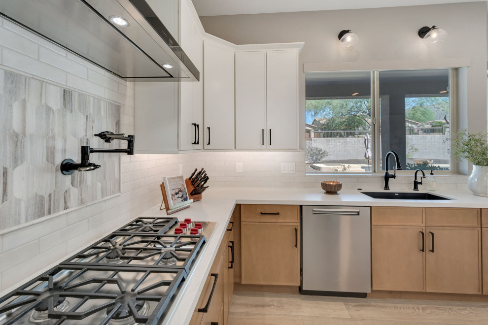 Example of a transitional kitchen design in Phoenix
