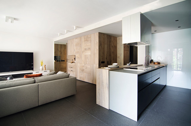 SARRIA contemporary-kitchen