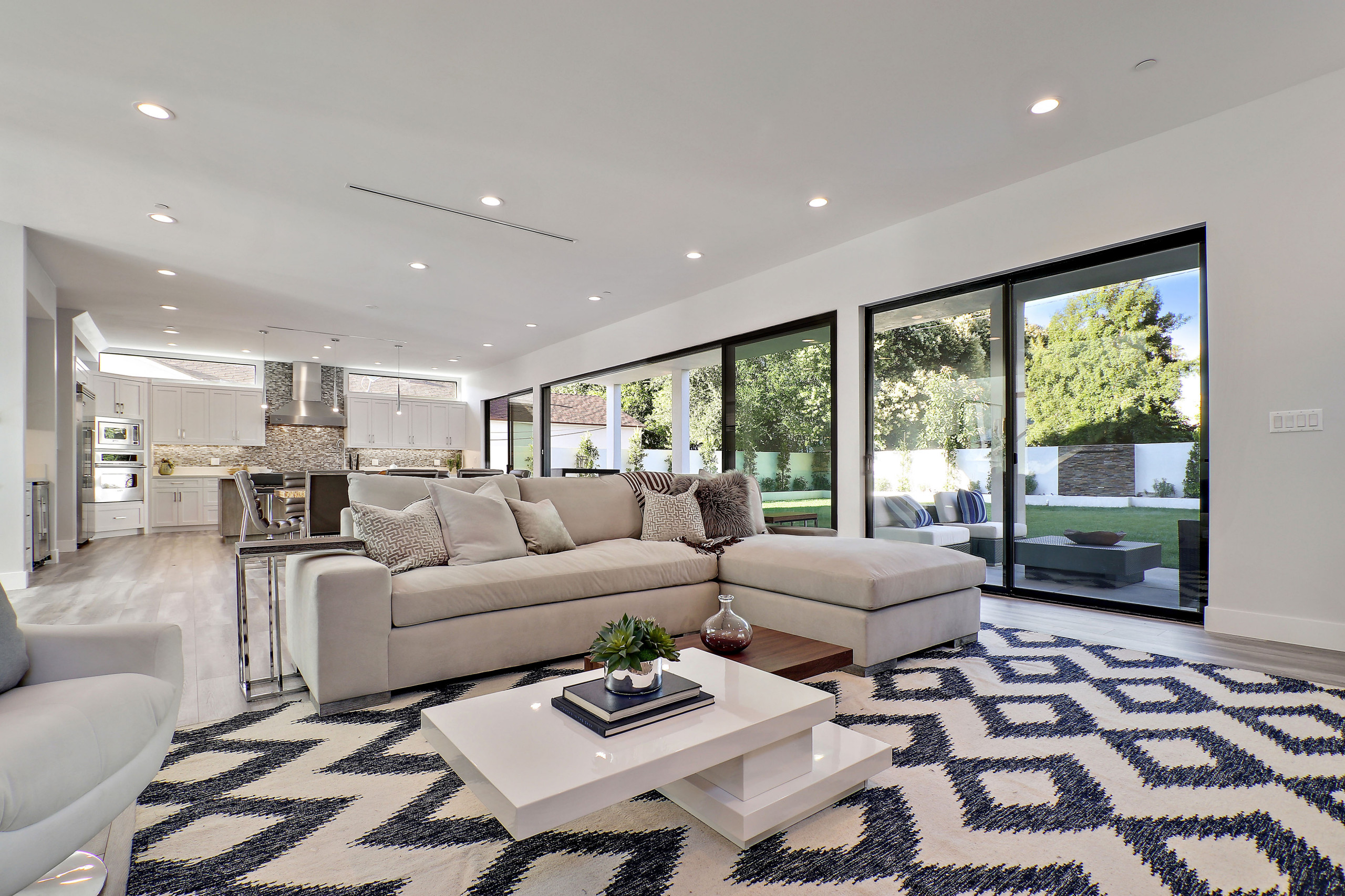 Sherman Oaks Modern Living