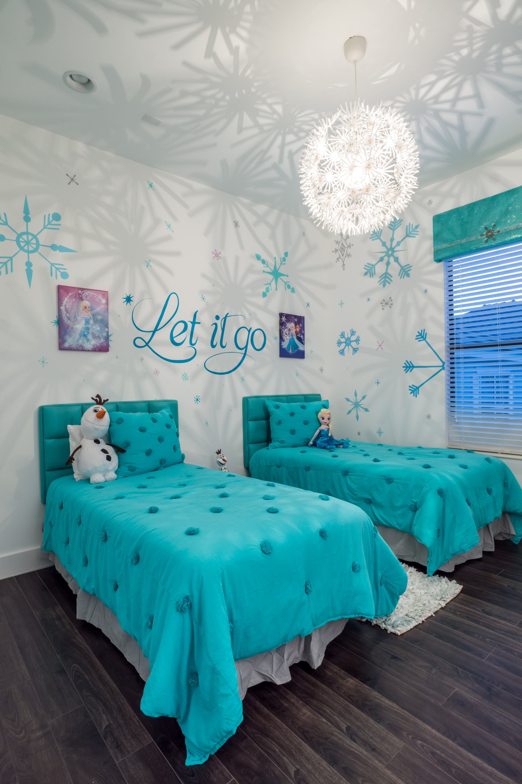 Frozen Bedroom - Photos \u0026 Ideas | Houzz, image size:1706x2560