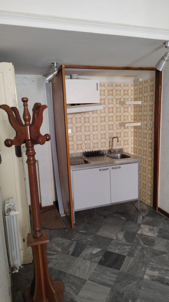 Ristrutturazione monolocale a Monti