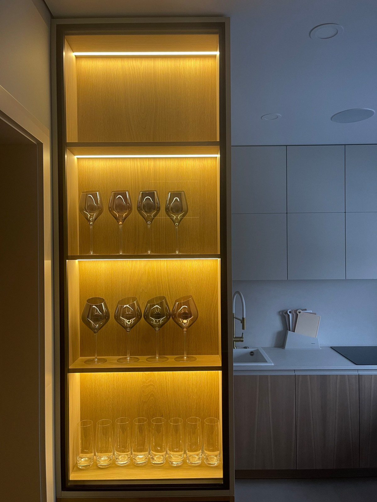 Фрунзенская набережная