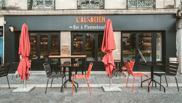 L'Alsacien Nantes | R&eacute;novation compl&egrave;te et am&eacute;nagement d'int&eacute;rieur contemporary-deck