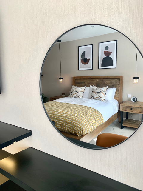 Leighton Buzzard modern-bedroom