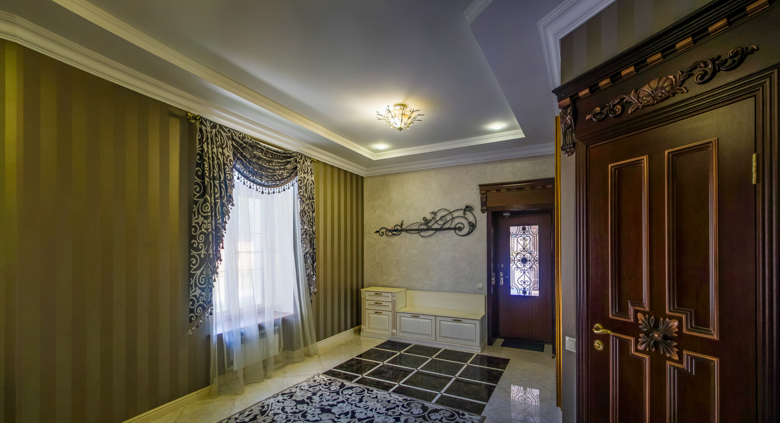 дом на берегу Волги