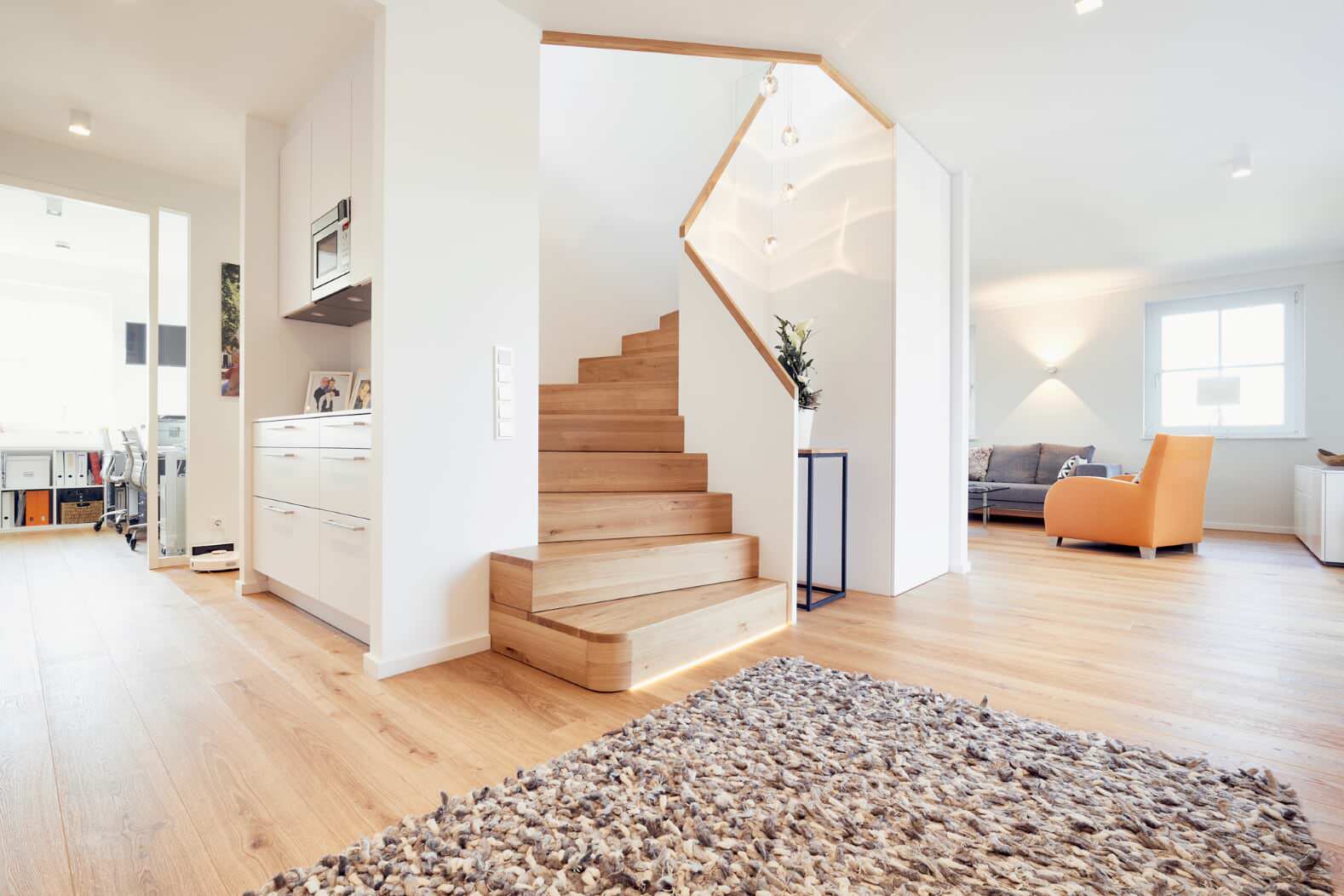 Лестница из натурального дуба