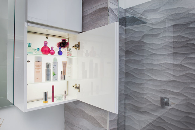 10 Design Moves From Tricked-Out Bathrooms
