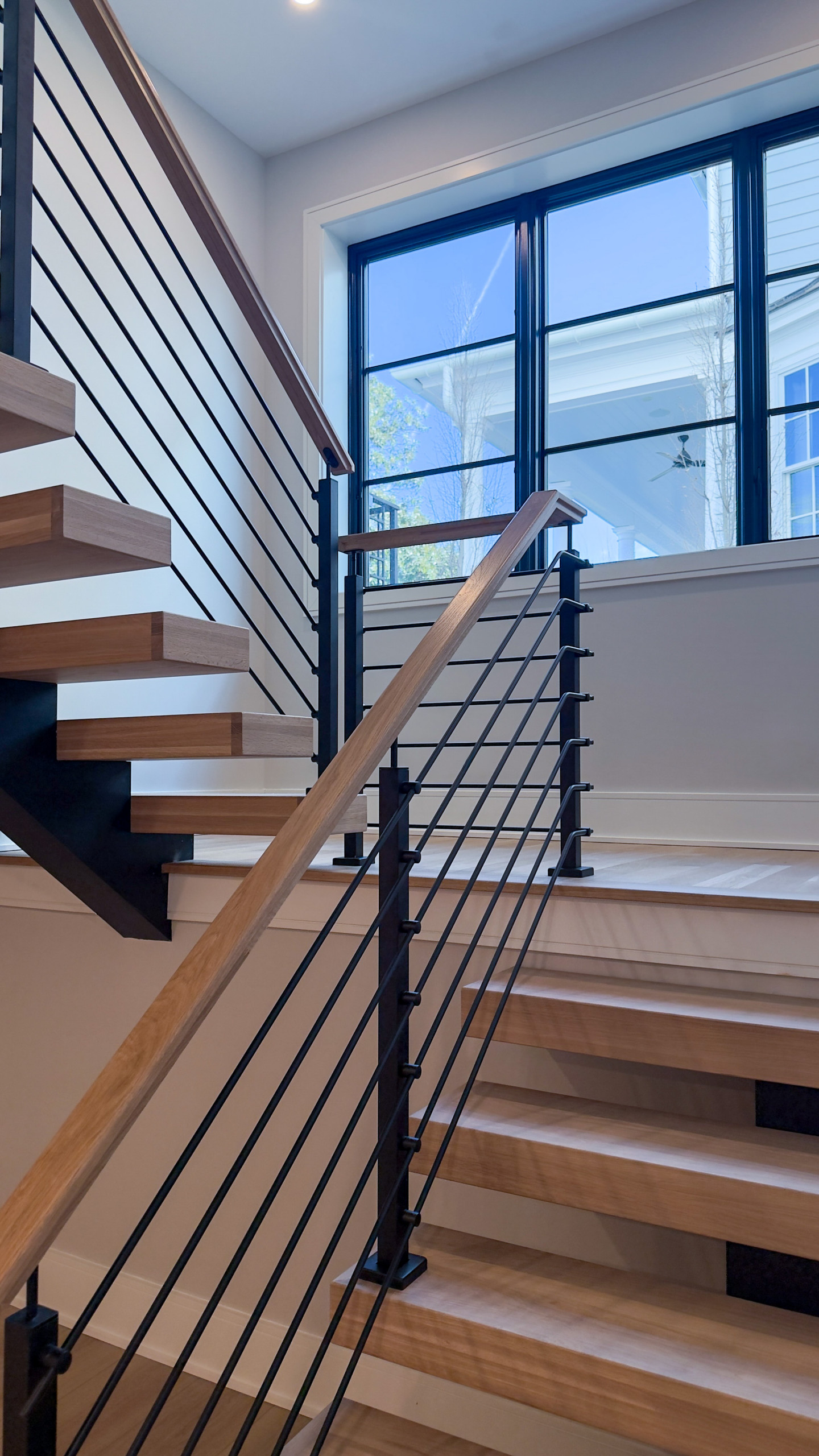 Project #147 | Modern Staircase with Seattle Style Stringer