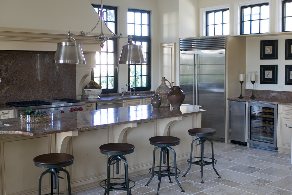 Inspiration for a beach style kitchen in Charleston.