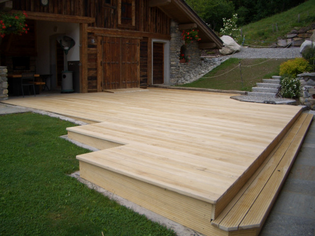 Decking modern-patio