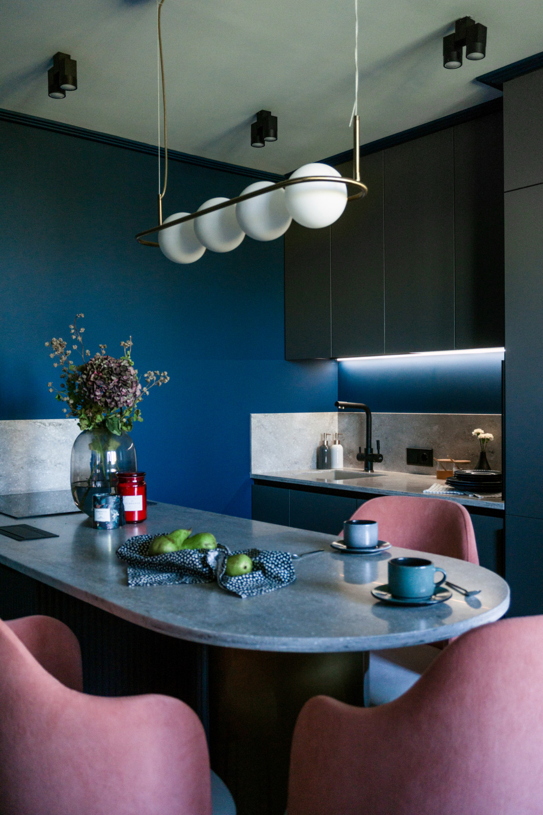 Синяя кухня в Перми