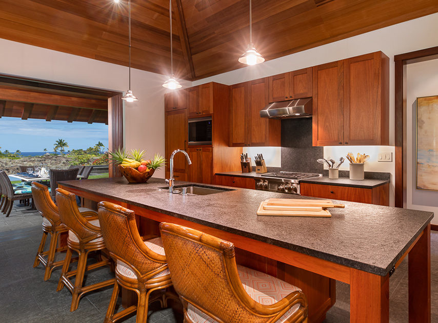 This is an example of a large tropical kitchen in Hawaii.