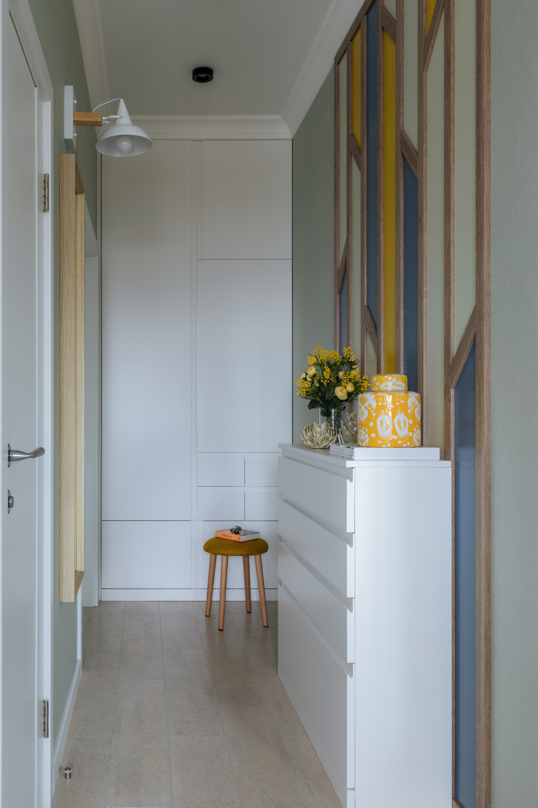 Яркий интерьер маленькой квартиры