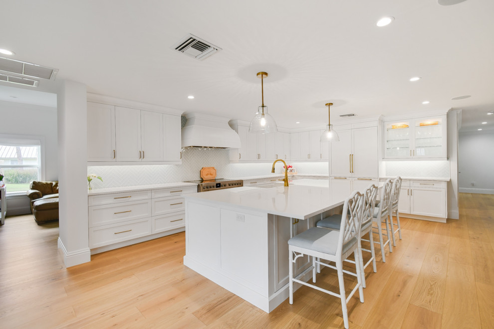 Example of a transitional kitchen design in Miami