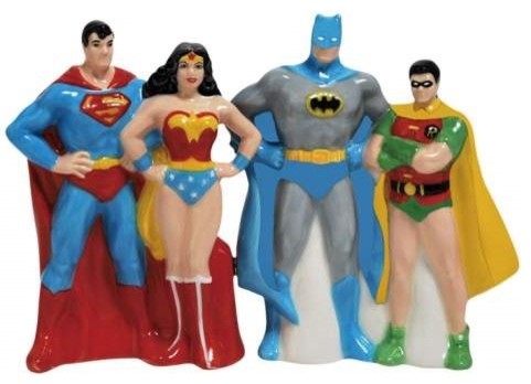 4 Inch DC Comics Superheroes Posing Together Salt and Peppers Shakers