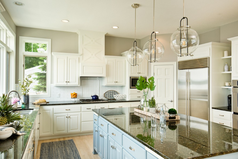 HOME STAGING