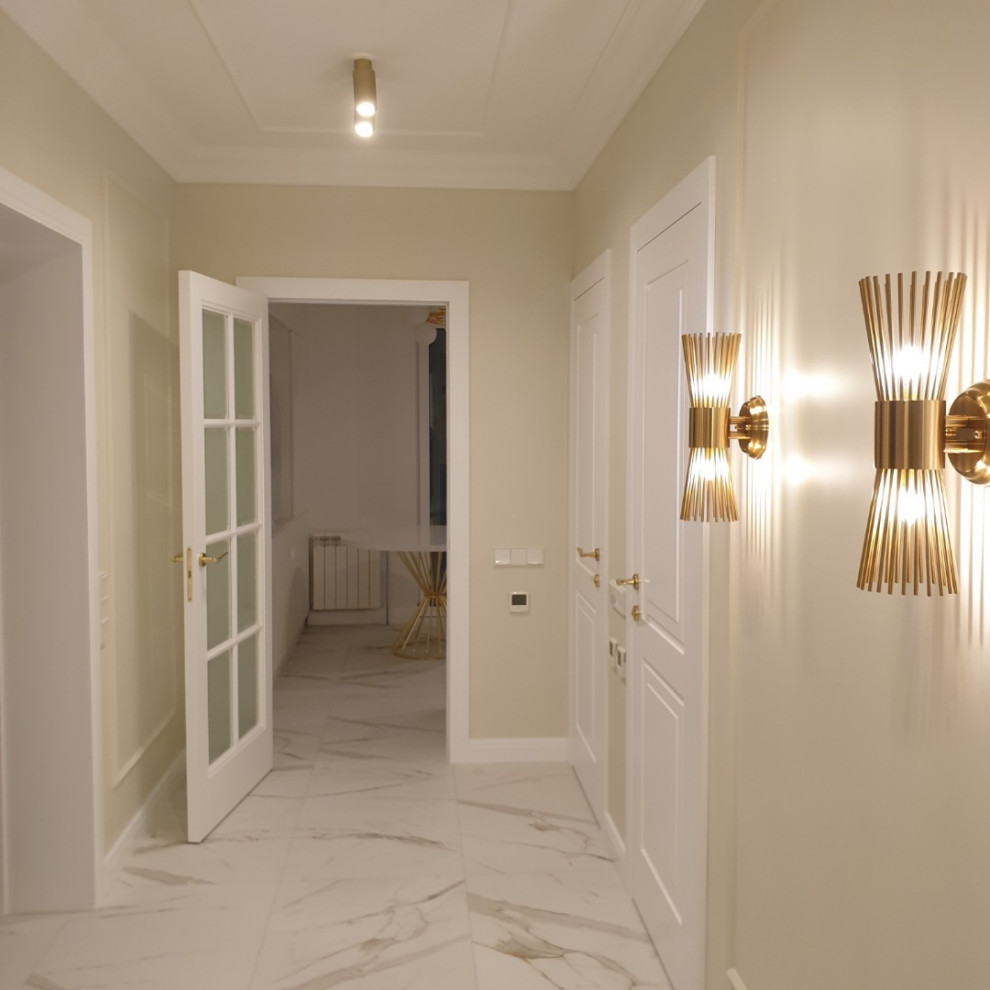 Powder rose neoclassic appartment