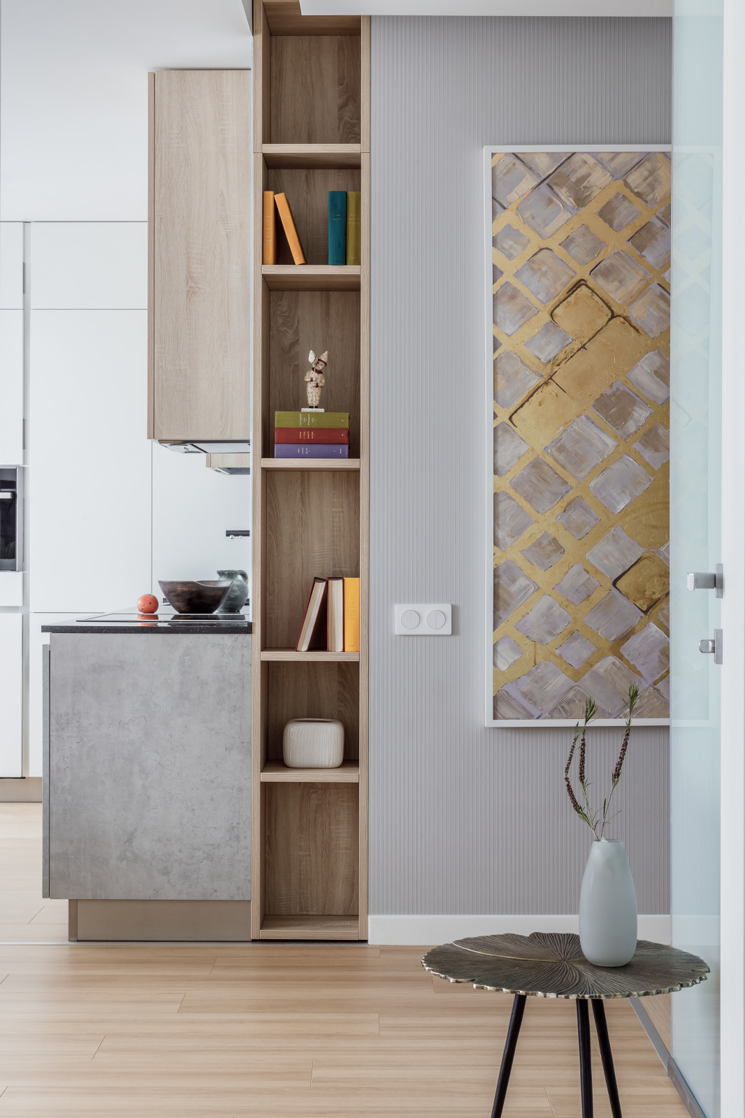 Точка белого(фотографии кухни-гостиной)