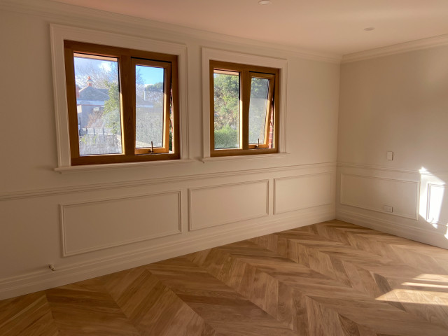Wall Panelling & Curves klassisk-vardagsrum