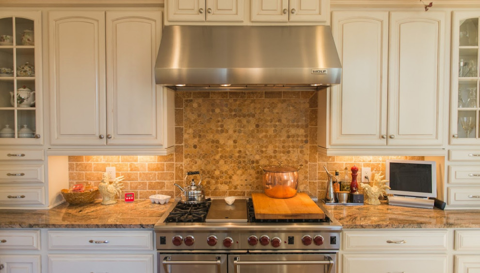 Home design - traditional home design idea