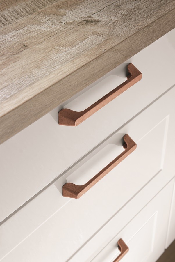 Кухня с медным акцентом