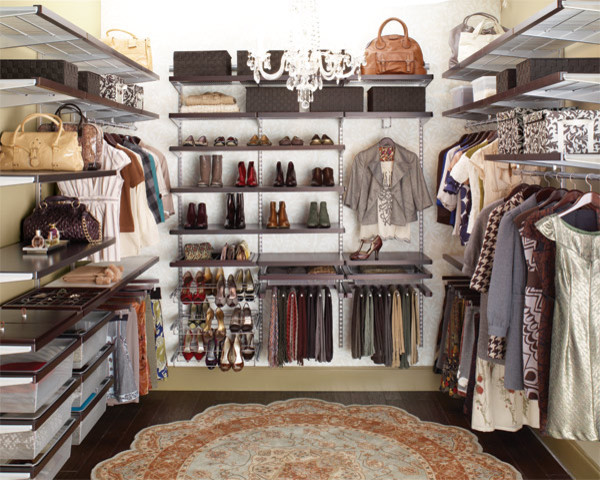 DIY Tip: Master Bedroom Romance