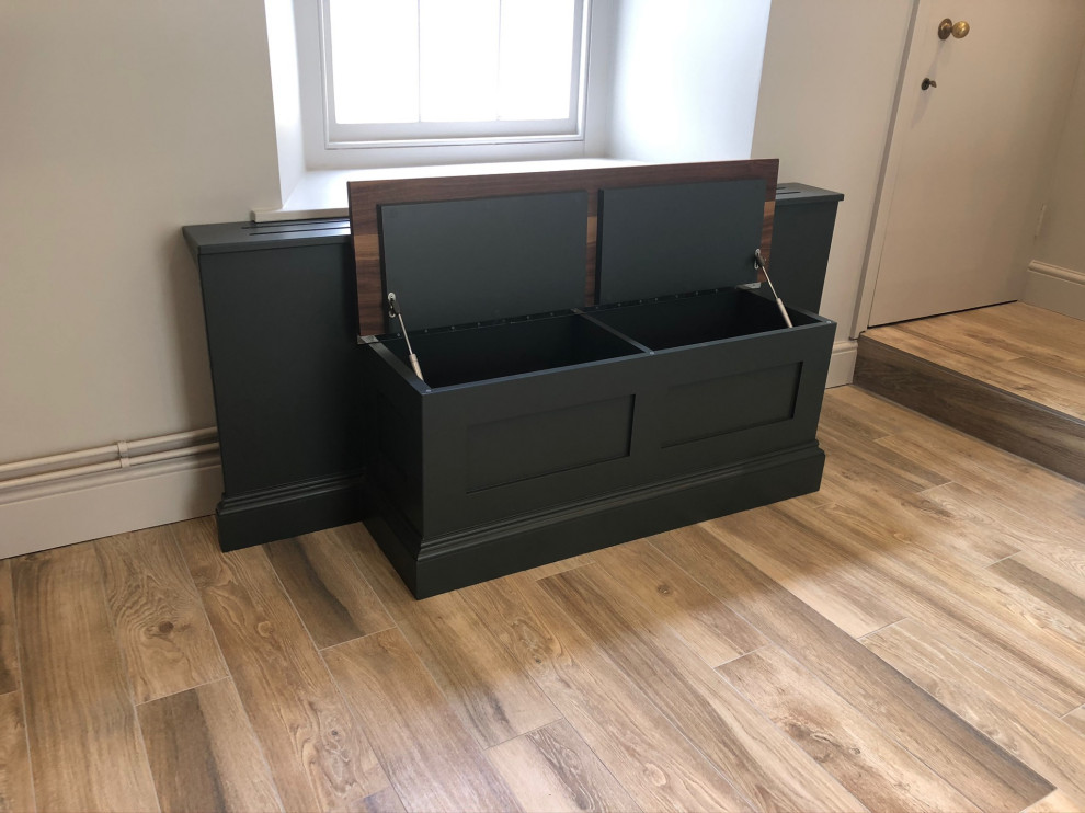Cloak room and utility room