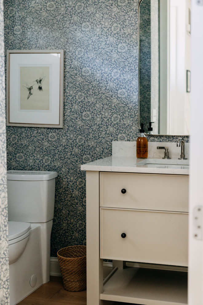 Pretty Little Powder