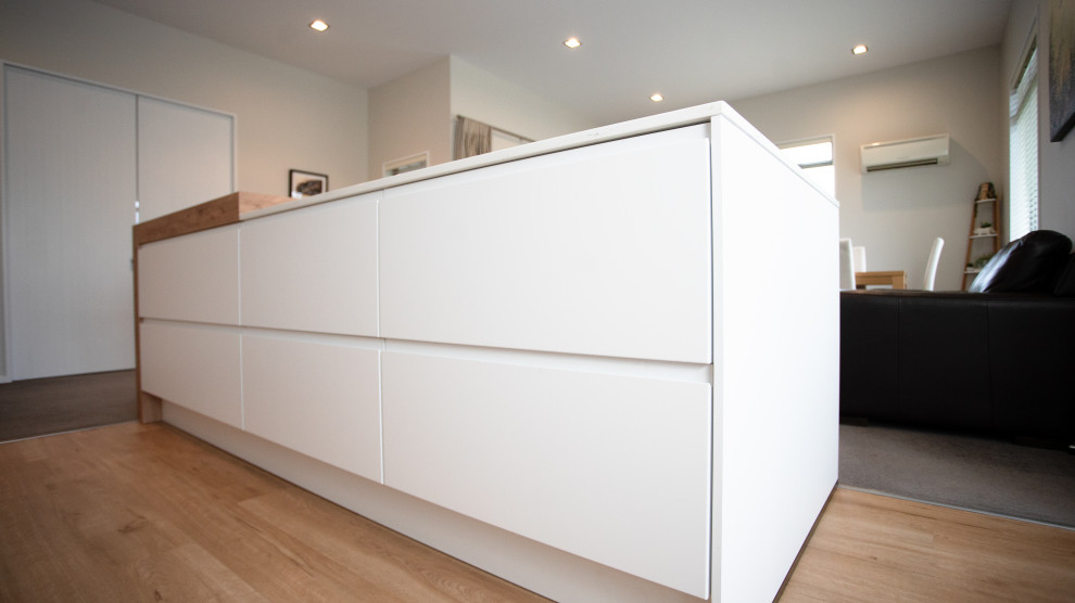 Light, Bright and Airy Kitchen Renovation