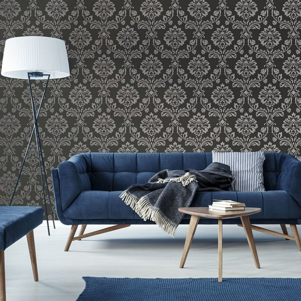 Ejemplo de salón gris y negro contemporáneo con papel pintado y paredes grises