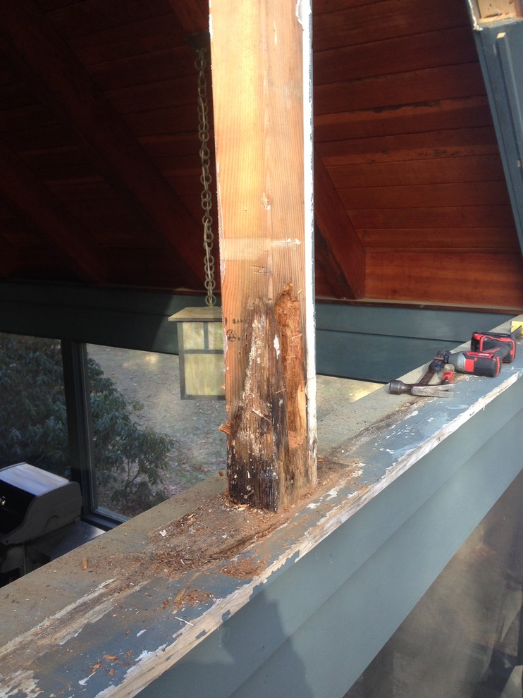 Concord, MA Screened Deck Repair