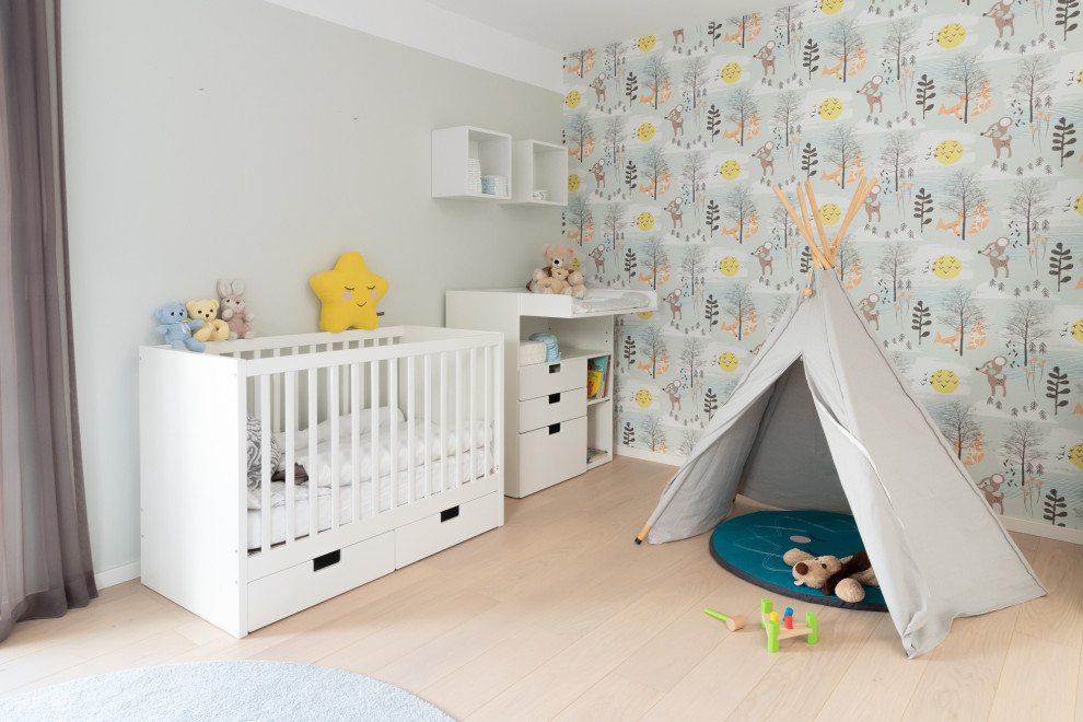 Babyzimmer mit grüner Wandfarbe in Cologne