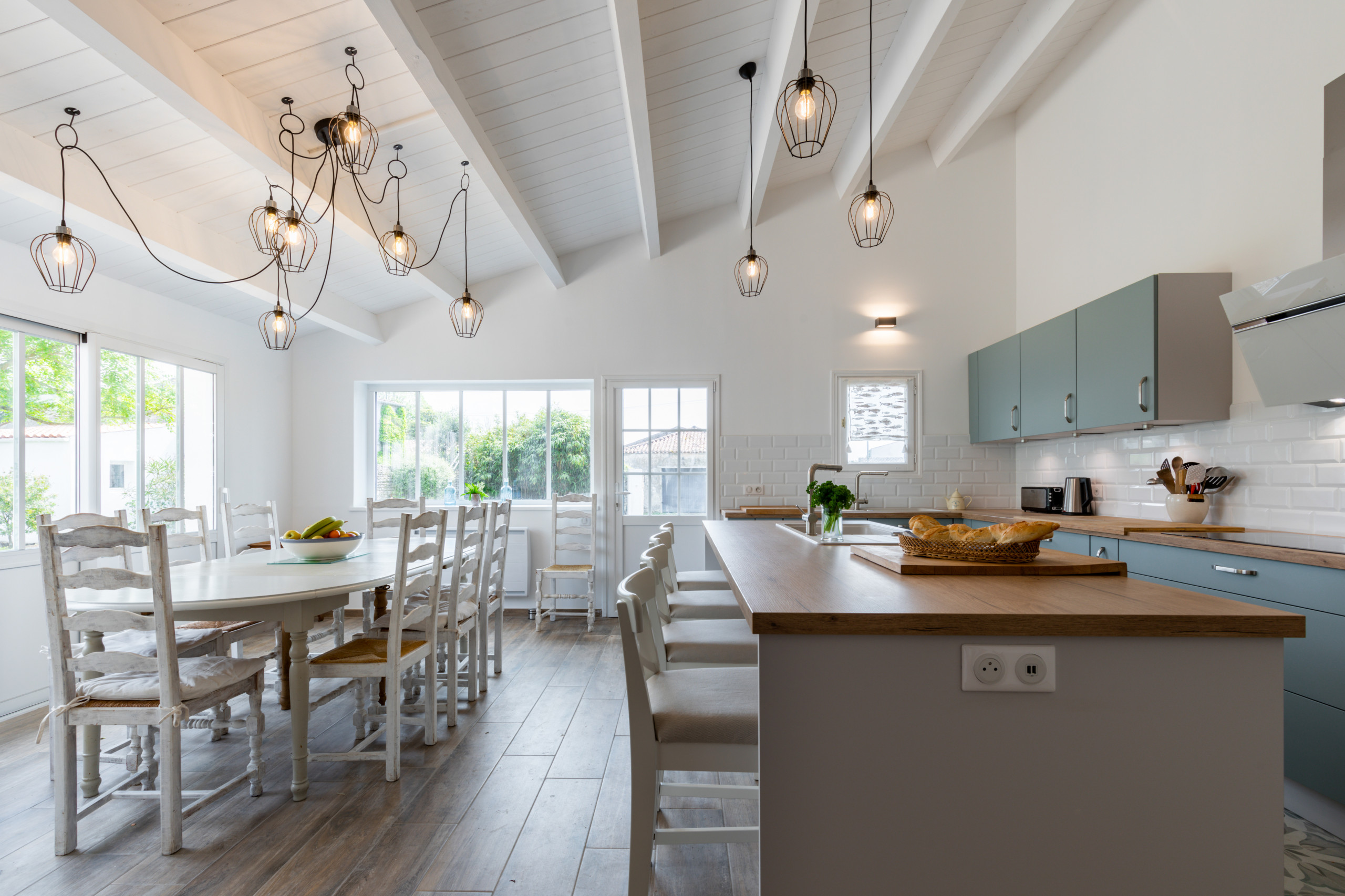 Transformation d'une chambre parentale en pièce de vie/cuisine