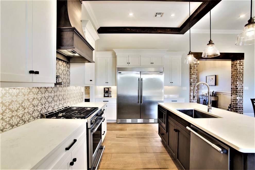 Design ideas for a transitional kitchen in New Orleans.