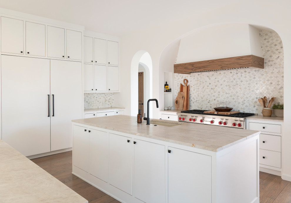Kitchen - kitchen idea in Dallas