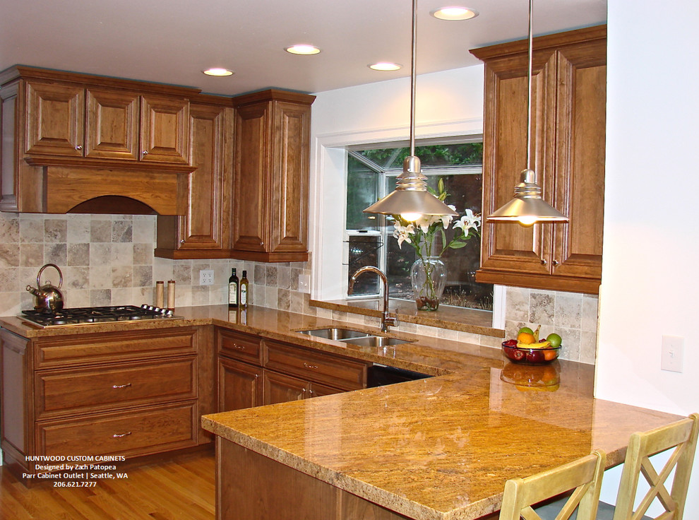 Huntwood Custom Parr Seattle, WA Kitchen