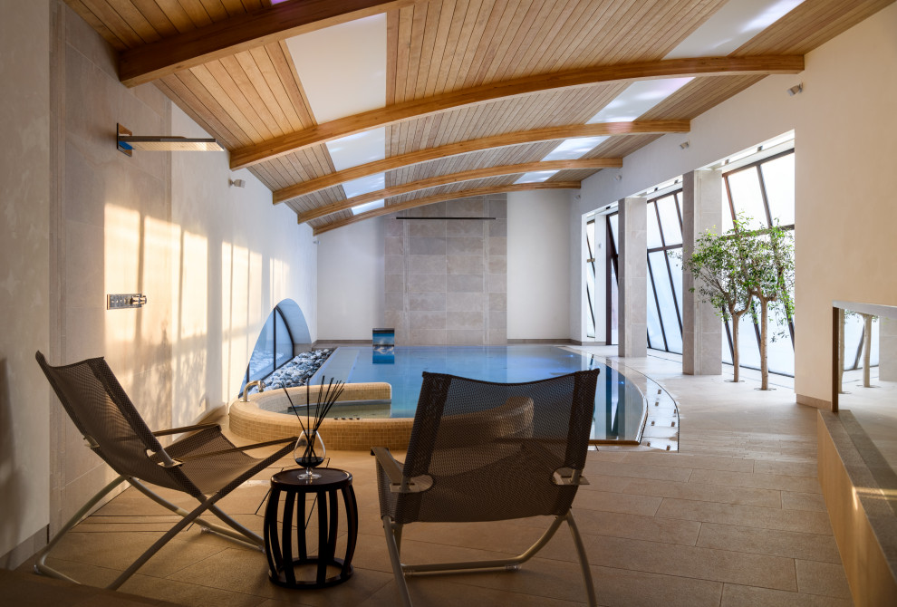 Бассейн в частном доме