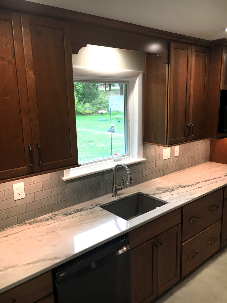Warm Wood kitchen with Cherry cabinets