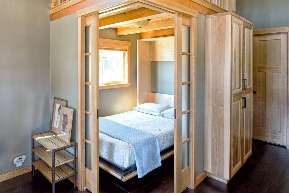 Arts And Crafts Bedroom Ideas