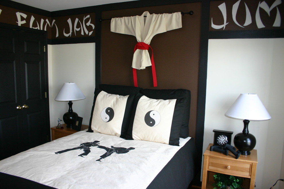 Design ideas for an asian kids' room for boys in Baltimore with brown walls.