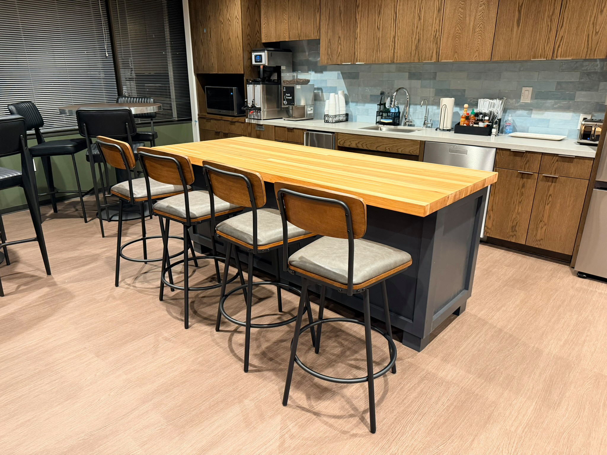 Breakroom center island top in Hickory Edge Grain