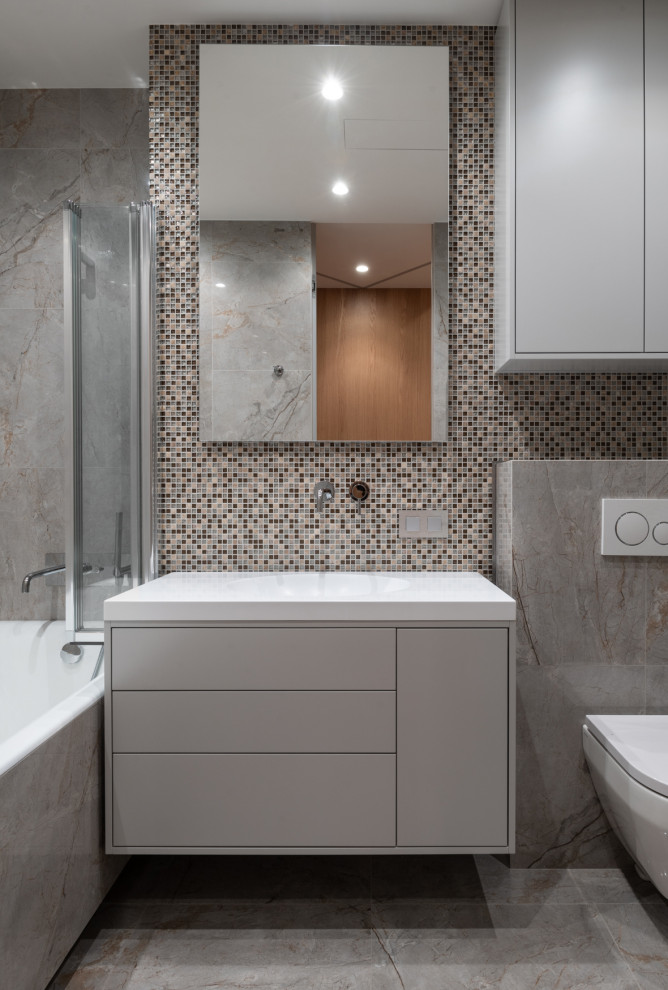 Inspiration for a contemporary bathroom in Palma de Mallorca.