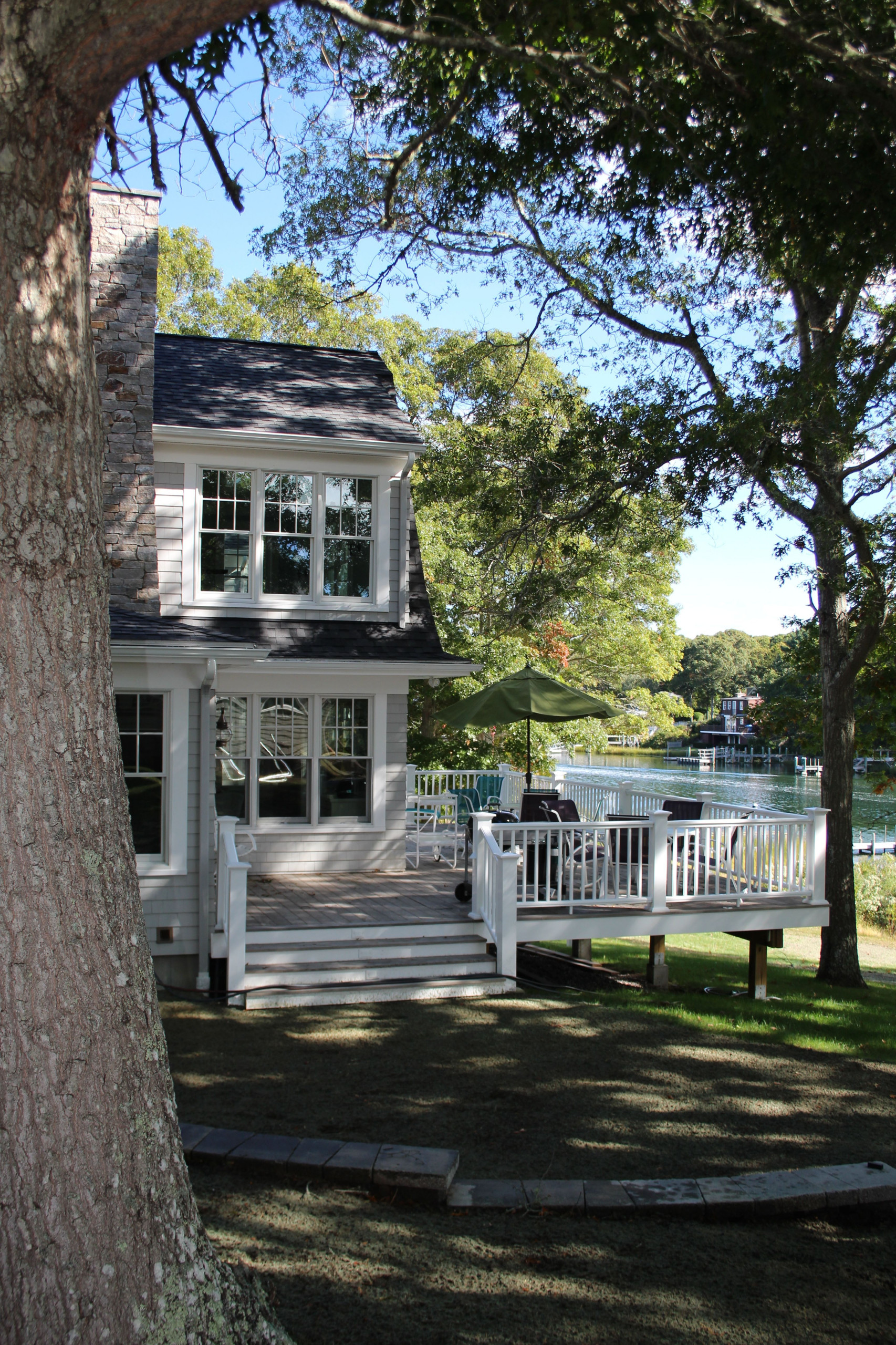 River front Shingle Style home