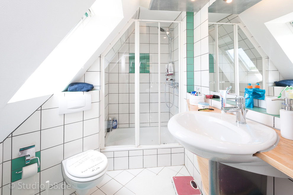Mittelgroßes Landhausstil Badezimmer in Hamburg