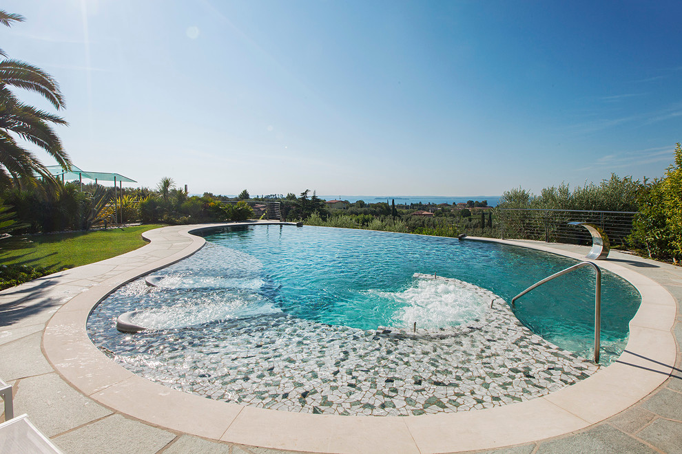 Photo of a mediterranean pool in Milan.
