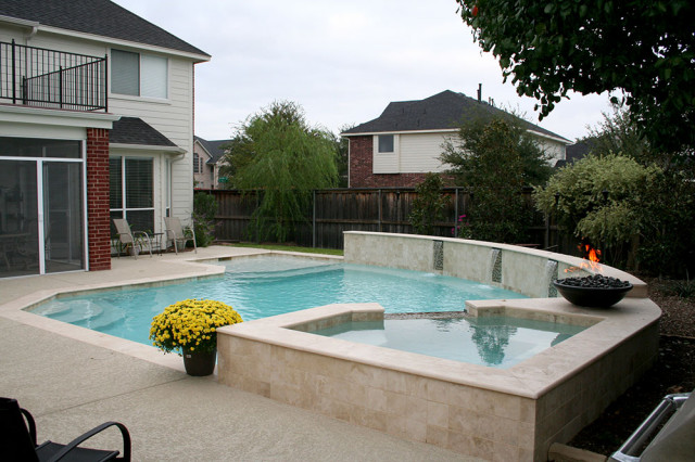 Traditional Pool swimming-pool-and-hot-tub